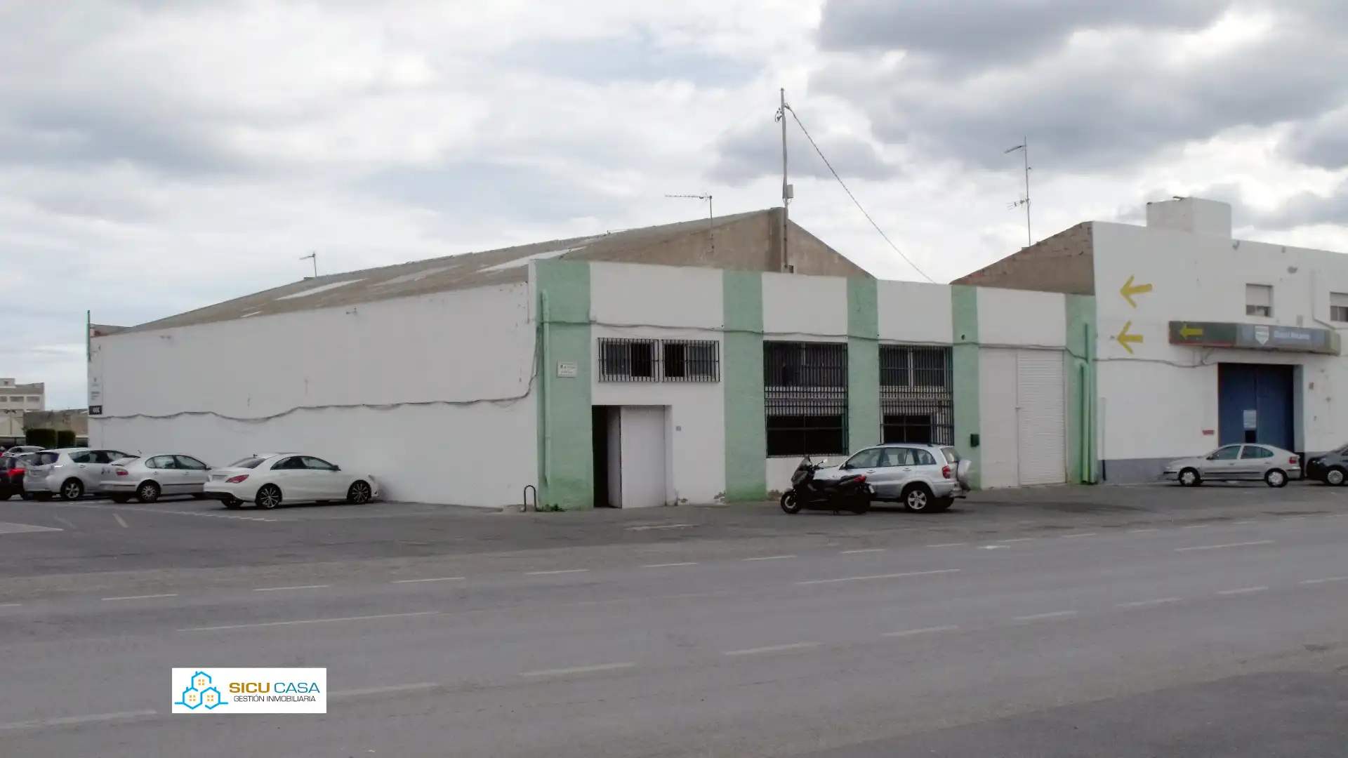 Vista exterior de Nave industrial en venta en Alicante / Alacant