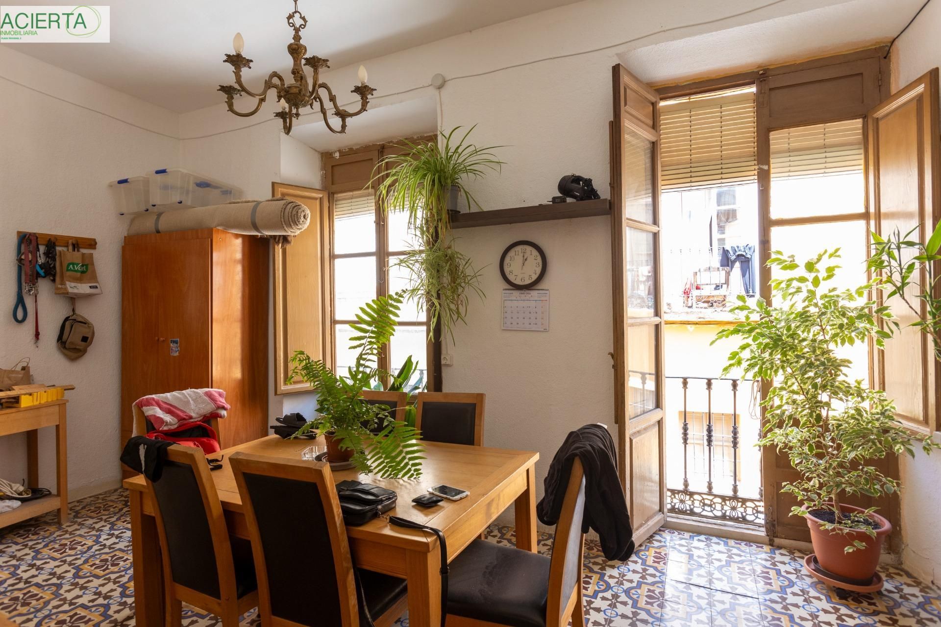 Menjador de Pis en venda en Motril amb Balcó