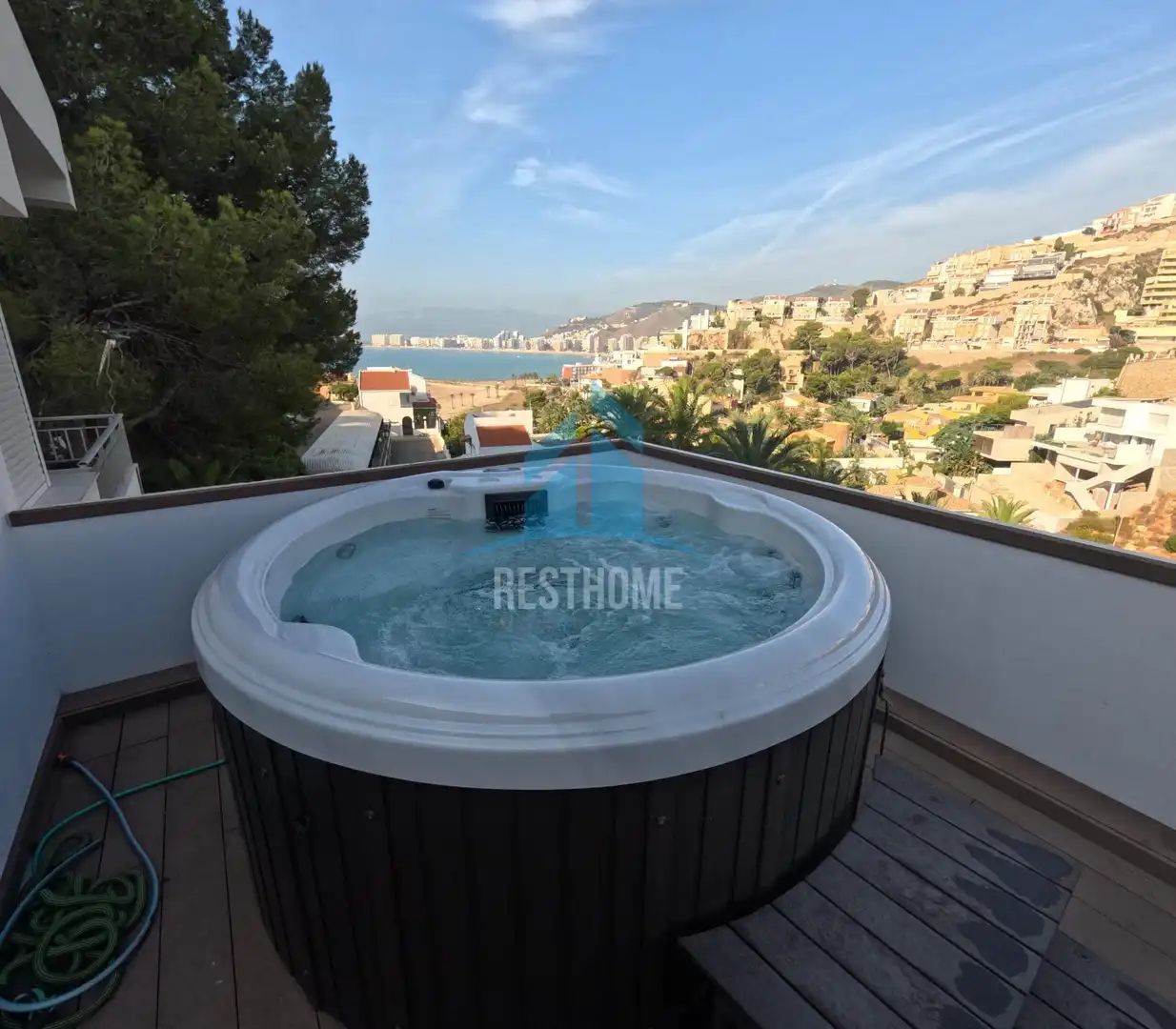 Terrace of Houses for sale in Cullera  with Air Conditioner, Terrace and Jacuzzi