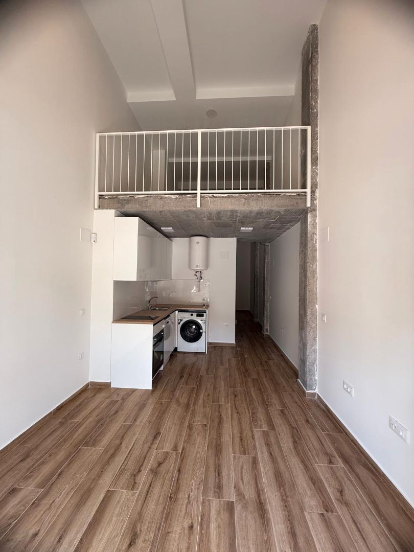 Kitchen of Flat to rent in  Madrid Capital  with Air Conditioner, Heating and Oven