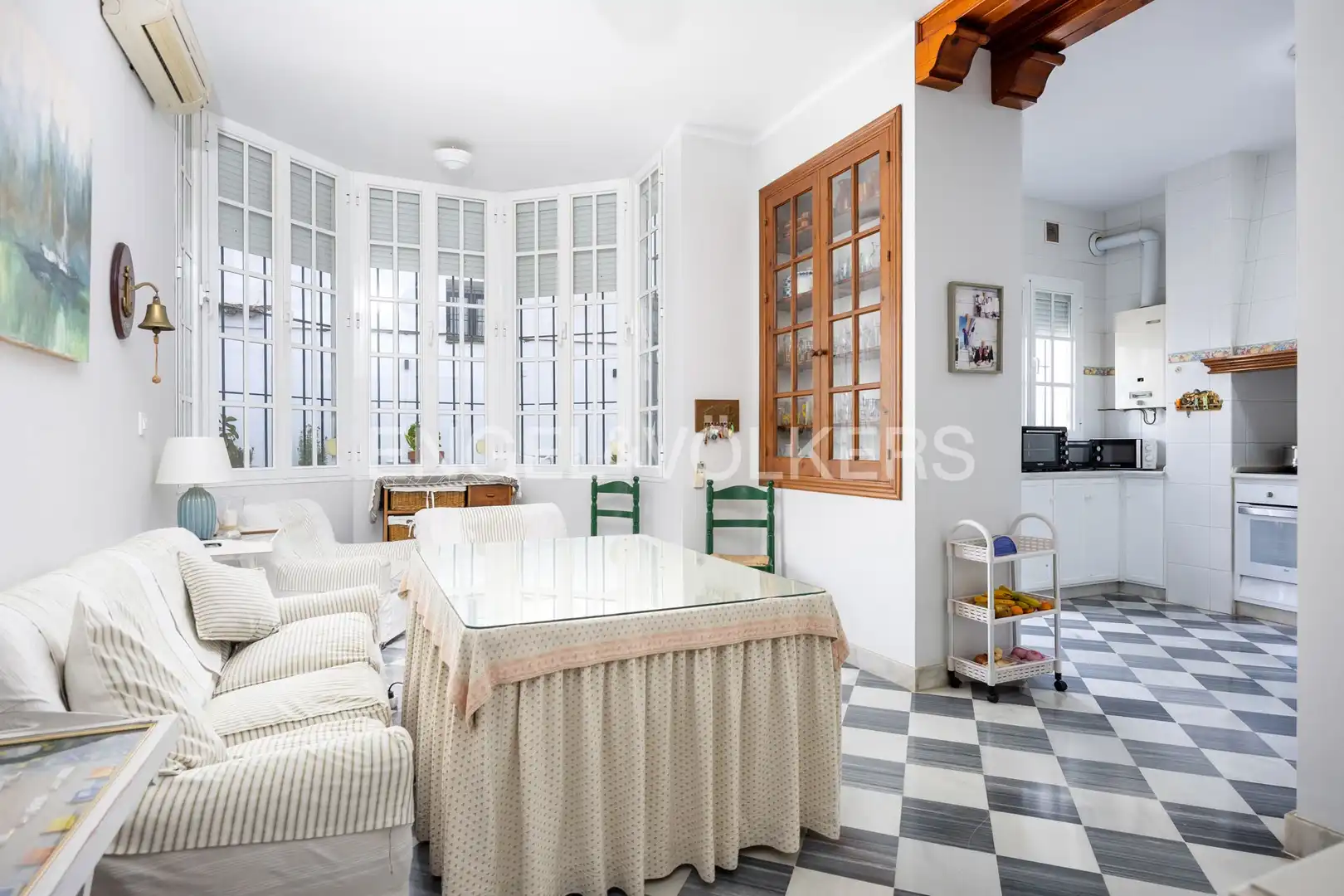 Exterior view of Houses for sale in Sanlúcar de Barrameda  with Air Conditioner, Heating and Private garden