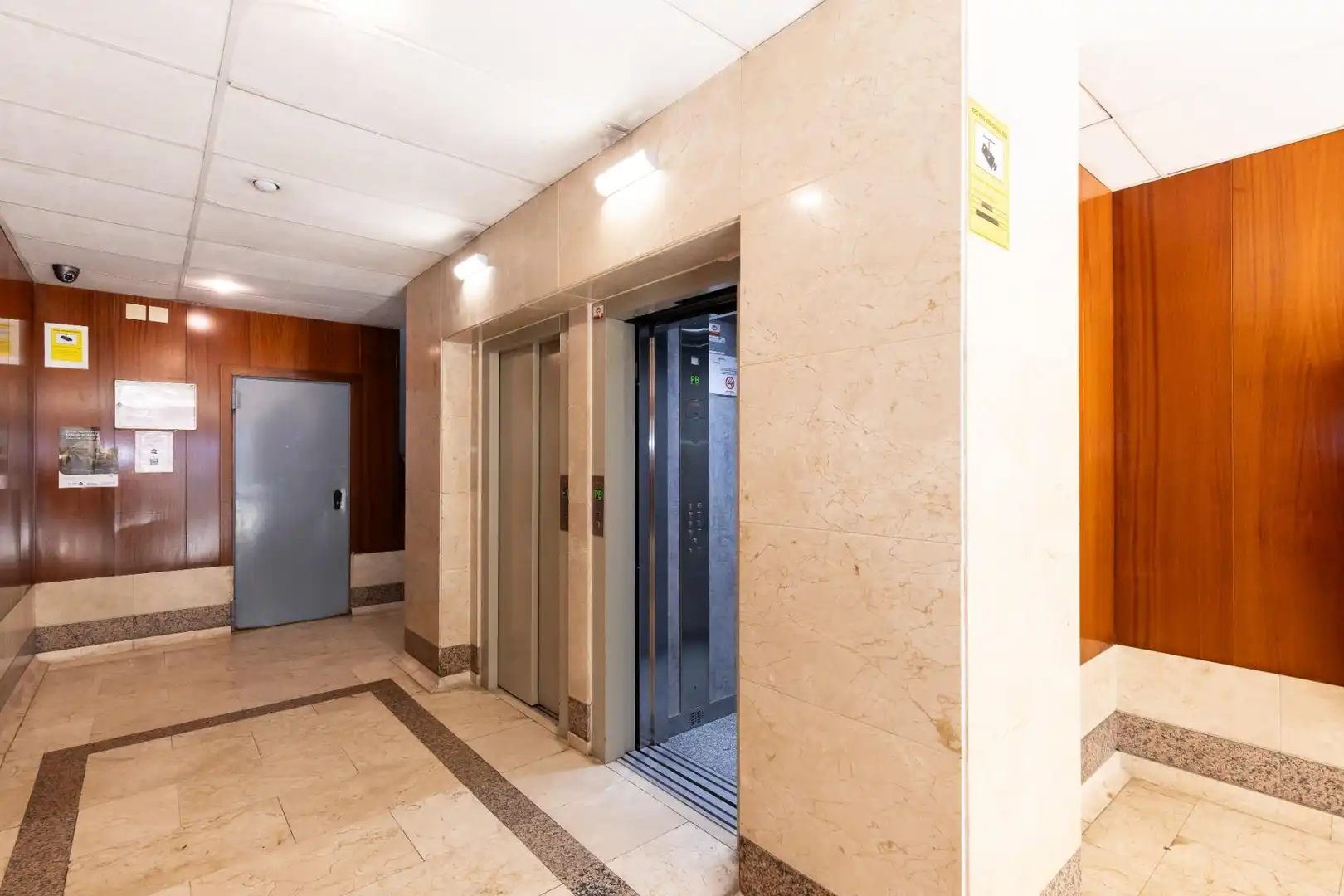 Apartamento con piscina en venta en Carrer FRA JUNIPER SERRA, imagen 5