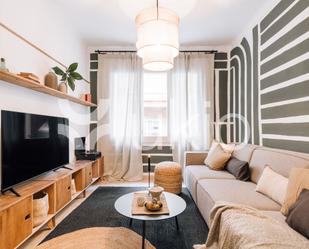 Sala d'estar de Apartament de lloguer en  Barcelona Capital amb Aire condicionat, Moblat i Rentadora