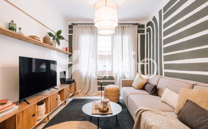 Sala d'estar de Apartament de lloguer en  Barcelona Capital amb Aire condicionat, Moblat i Rentadora