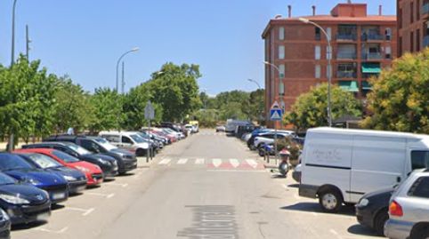 Argentona (Barcelona). "OKUPADO" (no se puede visitar ni hipotecar).