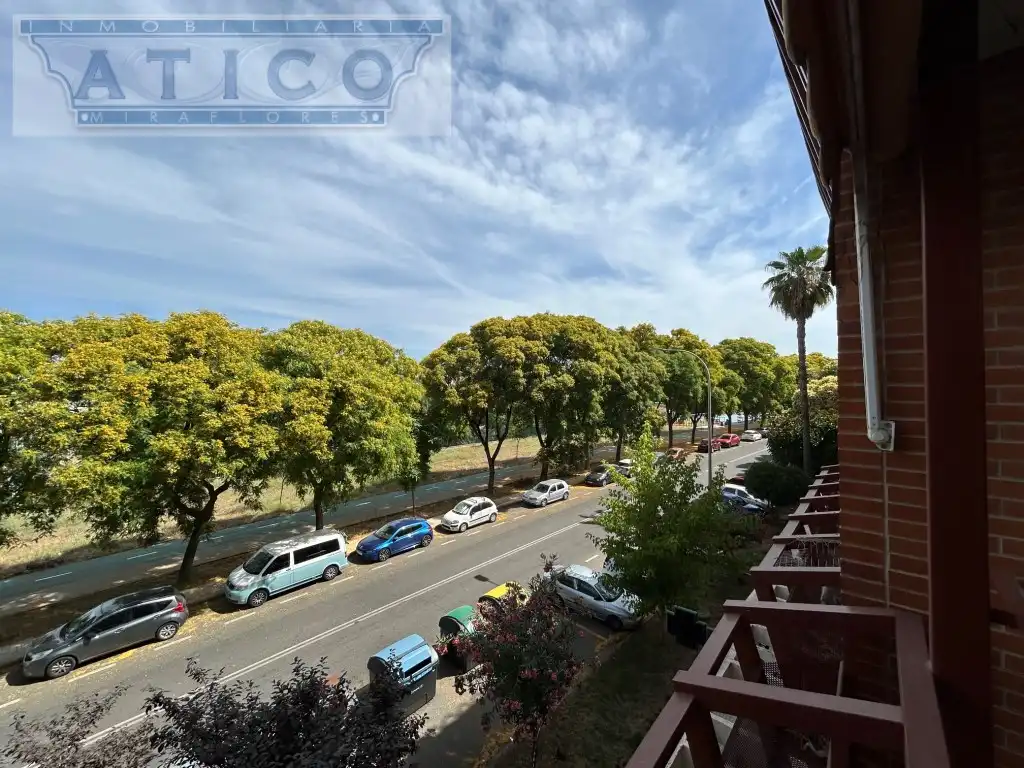 Vista exterior de Pis de lloguer en Sevilla