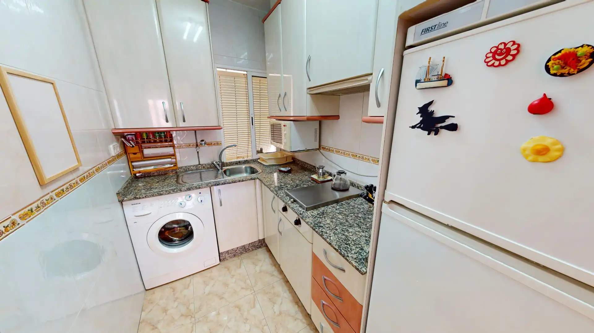 Kitchen of Flat for sale in Alicante / Alacant  with Air Conditioner, Furnished and Balcony