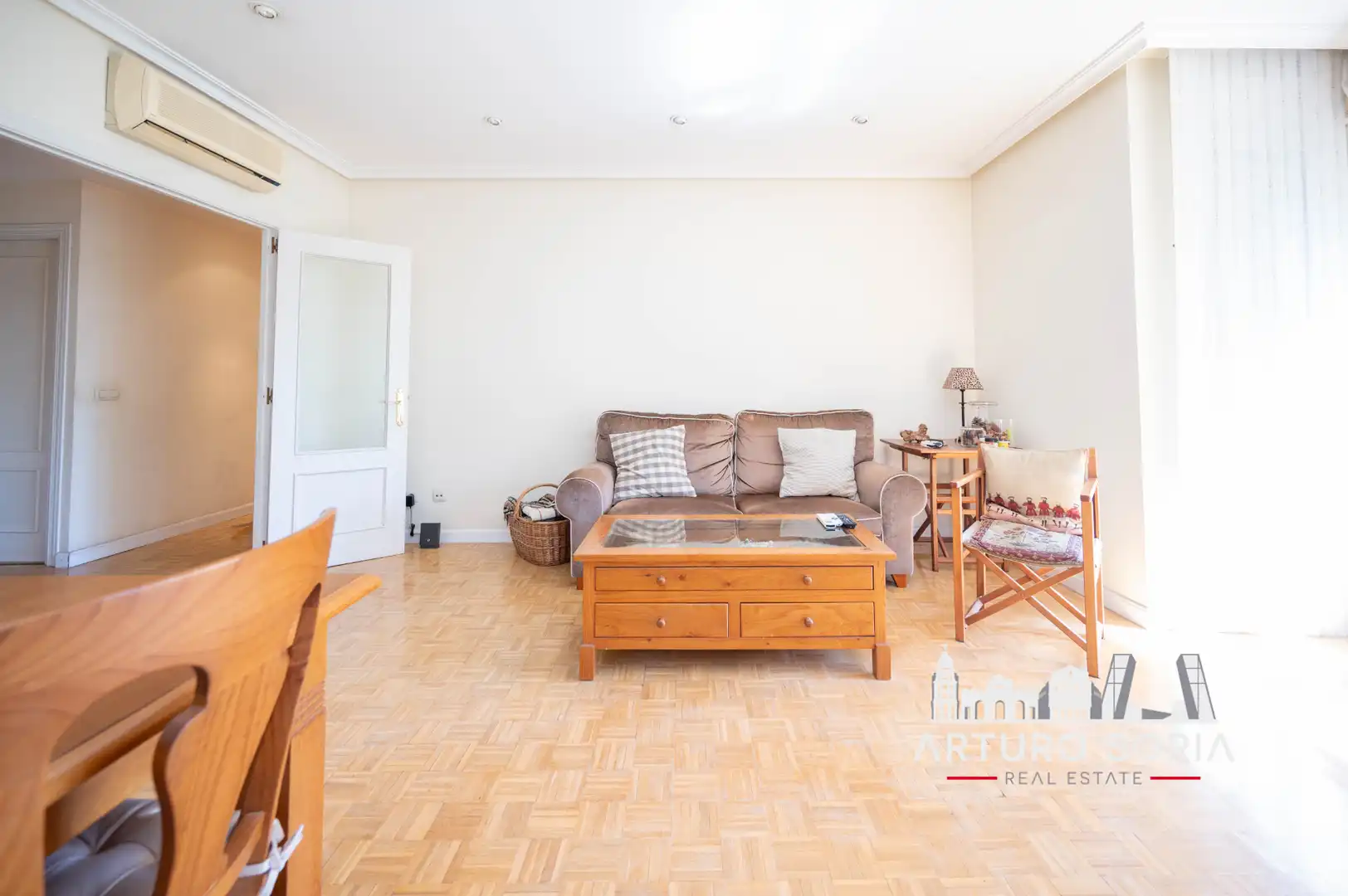 Sala de estar de Piso en venta en Madrid con Aire acondicionado, Calefacción y Parquet