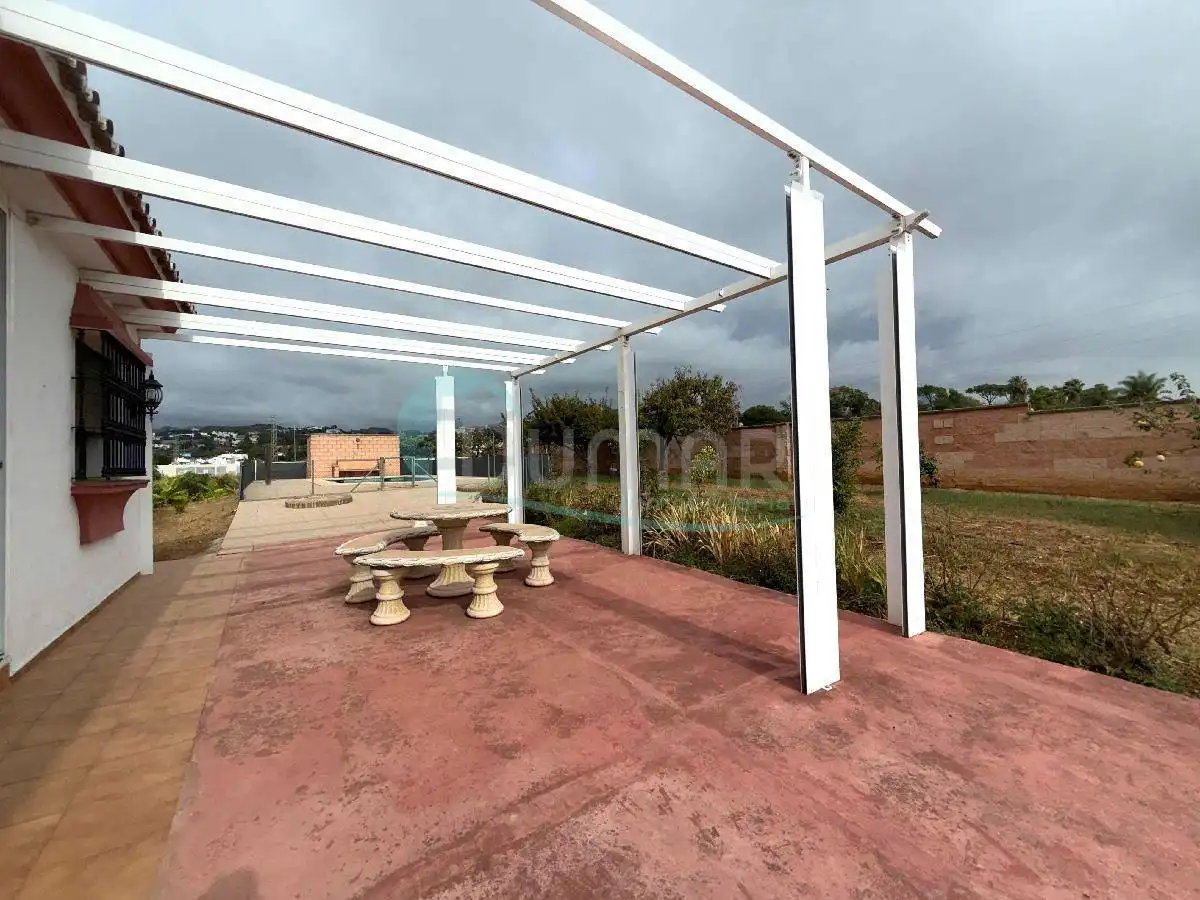 Terraza de Casa o chalet en venta en Marbella con Piscina y Piscina comunitaria
