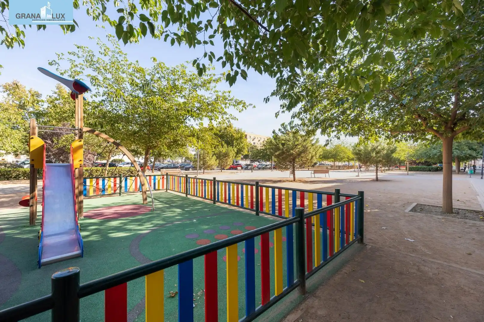 Local en venta en Plaza Catedratica Asunción Linares, 1, Barrio de Zaidín