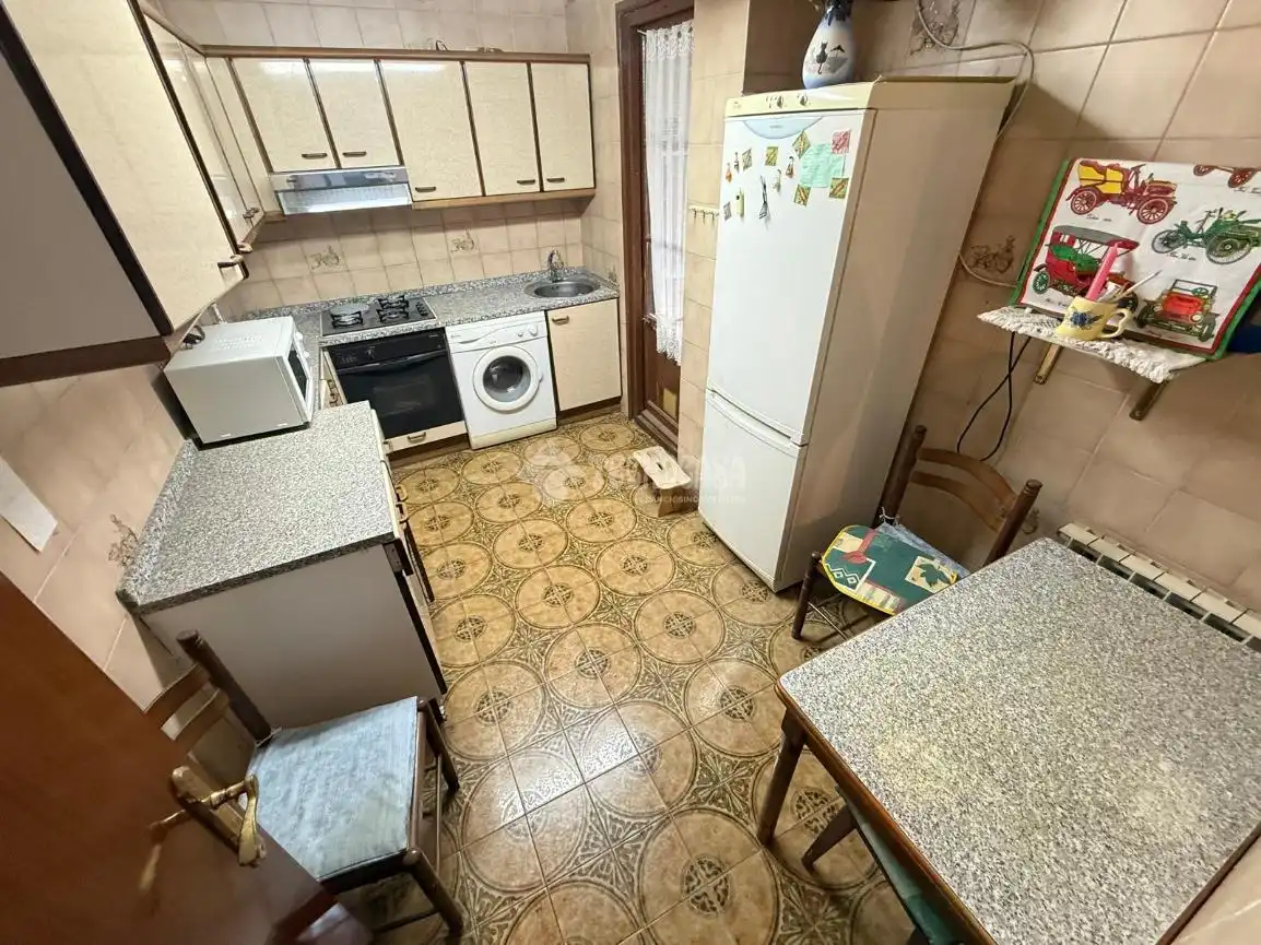 Kitchen of Flat for sale in Zaragoza  with Heating