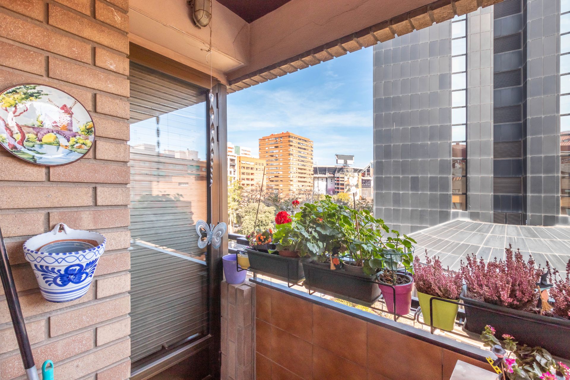 Terraza de Piso en venta en  Valencia Capital con Aire acondicionado, Calefacción y Horno