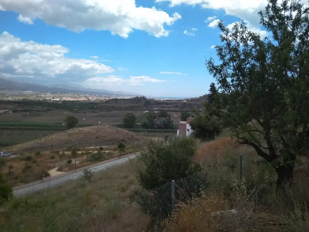Rural land for sale in Almayate