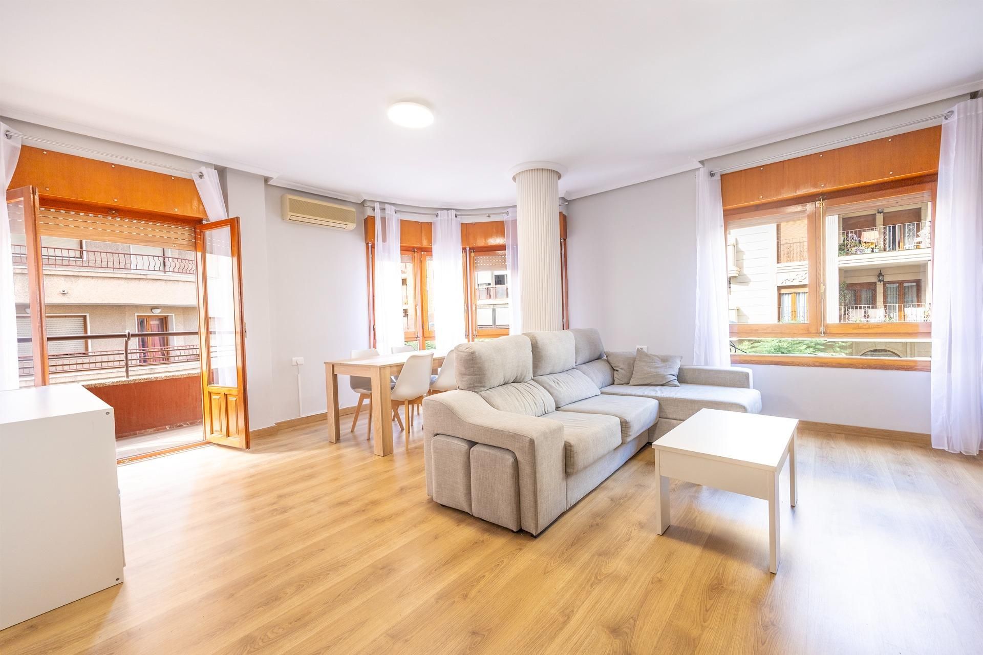 Living room of Flat to rent in Orihuela  with Air Conditioner and Balcony
