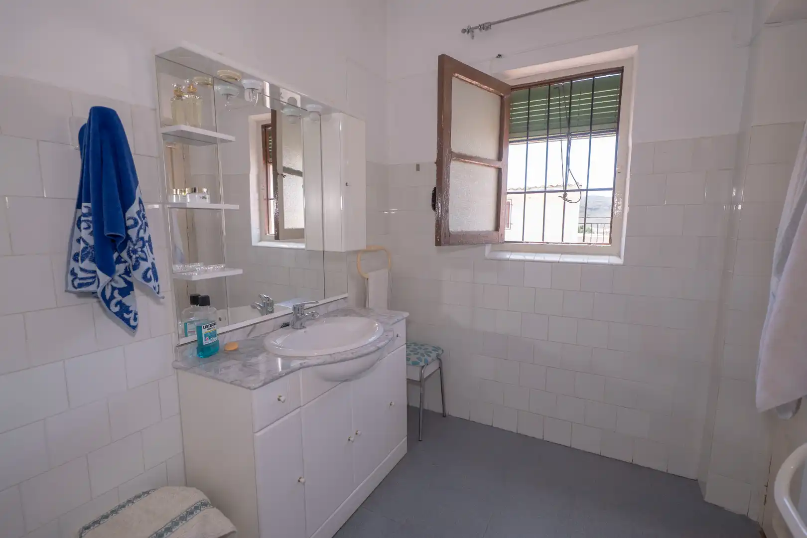 Bathroom of Attic for sale in Ugíjar  with Terrace, Furnished and Balcony