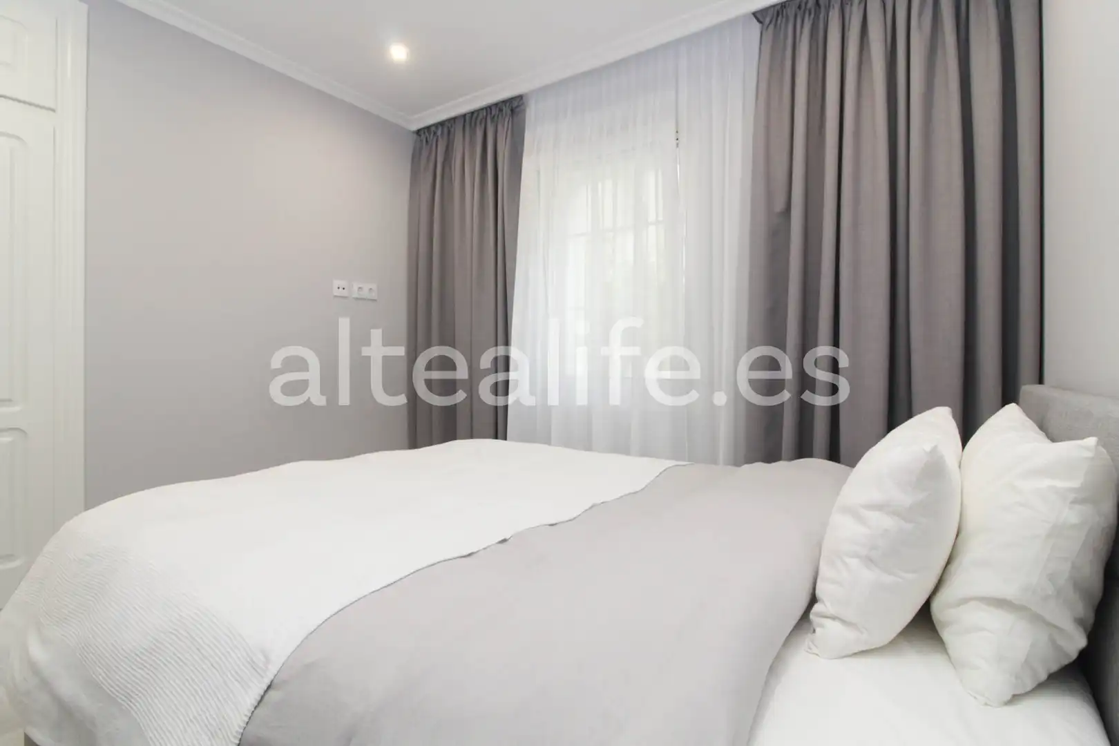Habitación de Apartamento en venta en Altea con Aire acondicionado, Calefacción y Jardín privado