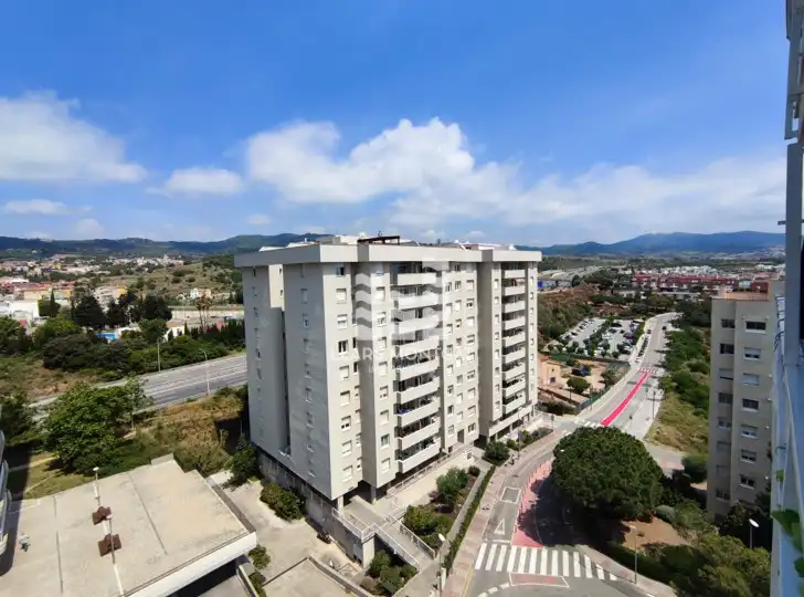 Vista exterior de Pis en venda en Montgat amb Aire condicionat, Calefacció i Parquet