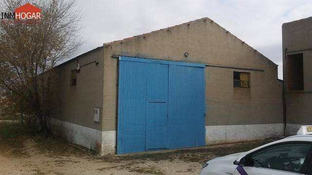 Nave industrial en Venta en Crespos