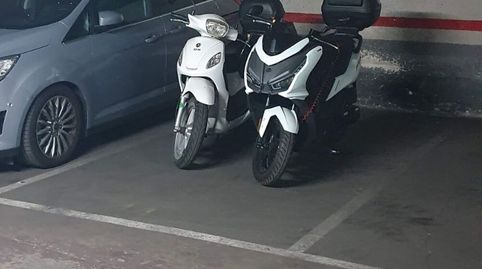 Foto 4 von Garage zur Miete in Carrer de Puig I Valls, 22, Sants-Badal, Barcelona Capital