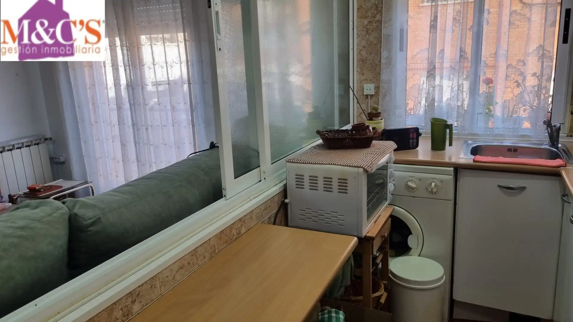 Cuina de Apartament en venda en Puertollano amb Moblat