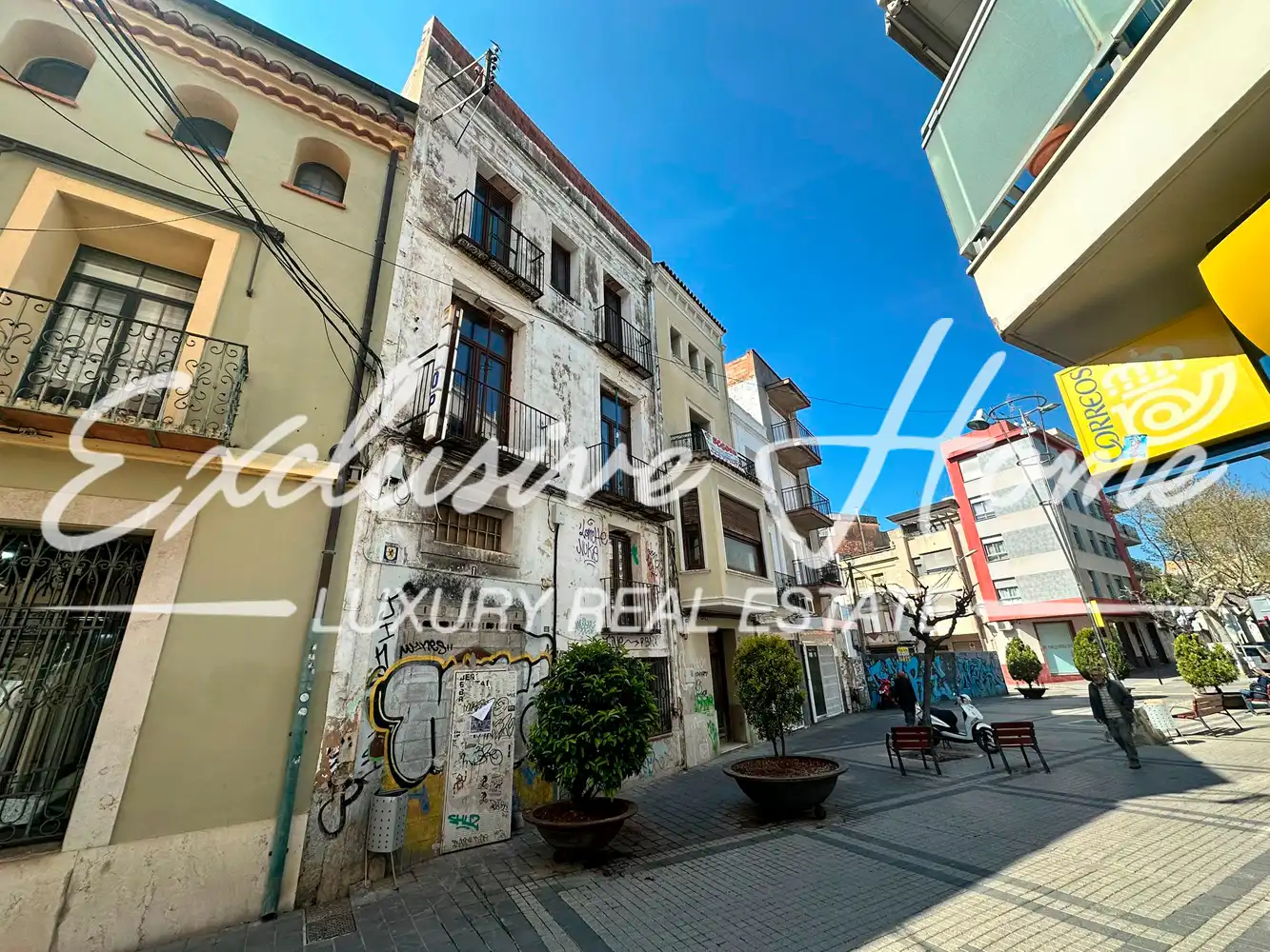 Vista exterior de Edificio en venta en Benicarló