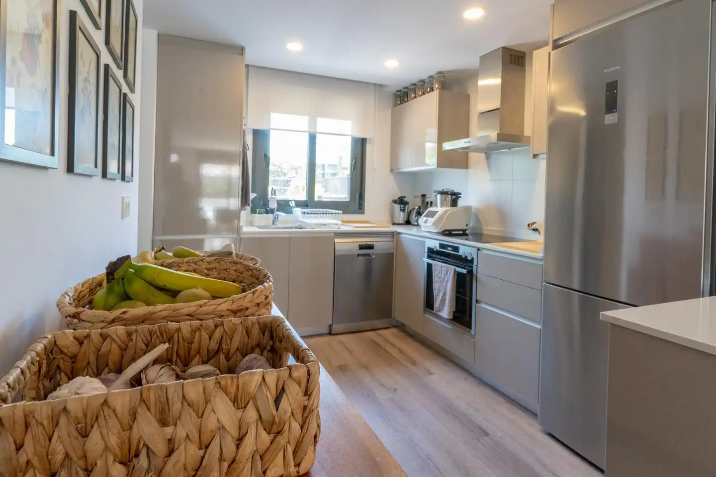 Cocina de Casa adosada en venta en Santa Pola con Aire acondicionado, Calefacción y Parquet