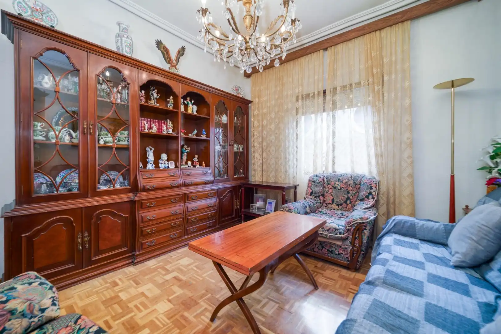 Sala de estar de Piso en venta en Madrid con Calefacción y Parquet
