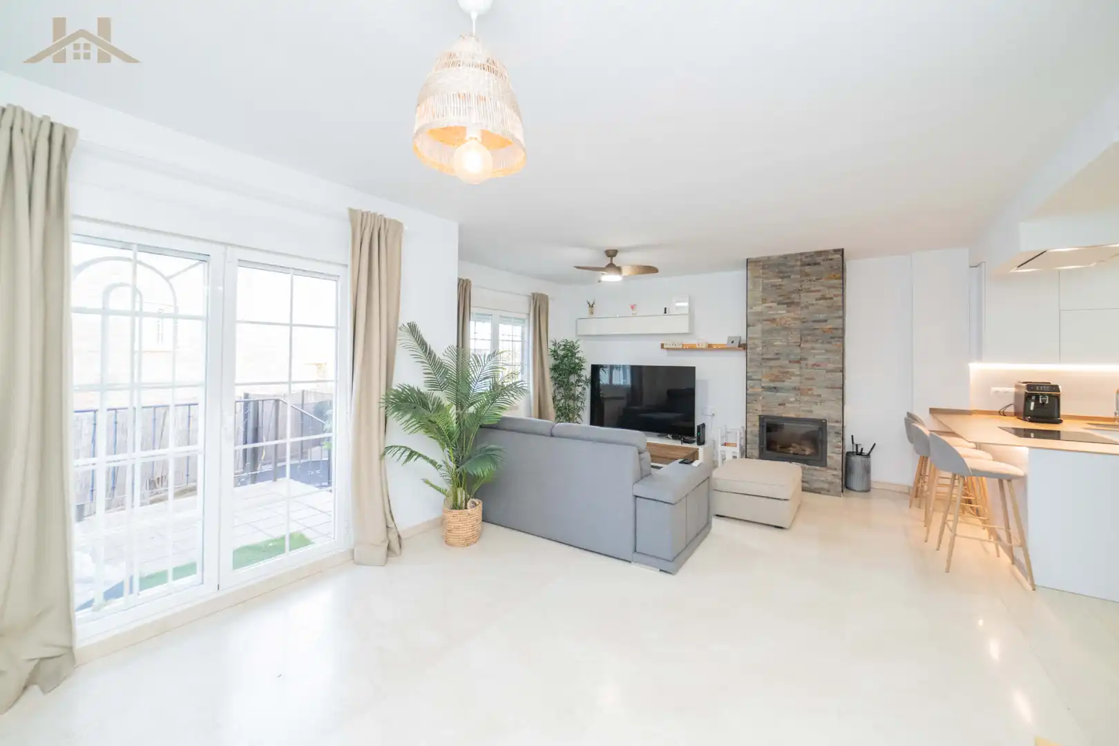 Doppelhaushälfte mit Terrasse zum Verkauf in Avenida del Cantábrico 286, imagen 8