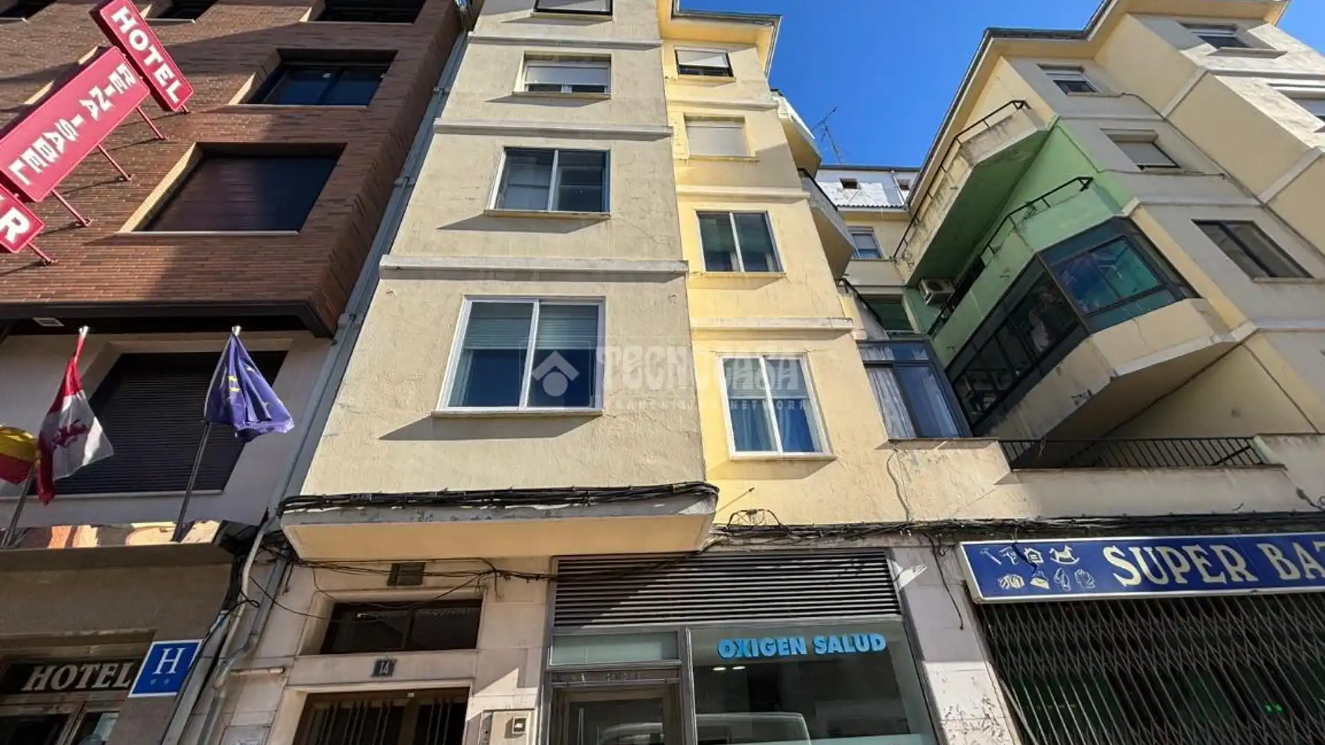 Vista exterior de Piso en venta en Medina del Campo con Calefacción y Amueblado