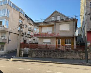 Vista exterior de Casa o xalet en venda en Moaña amb Jardí privat, Parquet i Terrassa