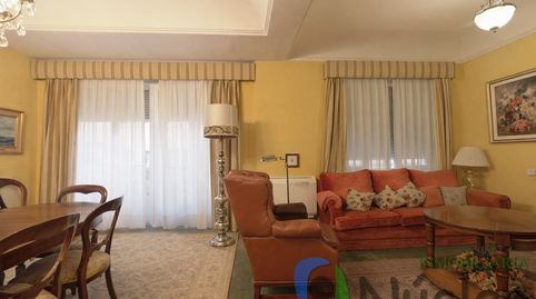 Foto 2 de Piso en venta en Avenida de Huelva, Santa Marina, Badajoz Capital