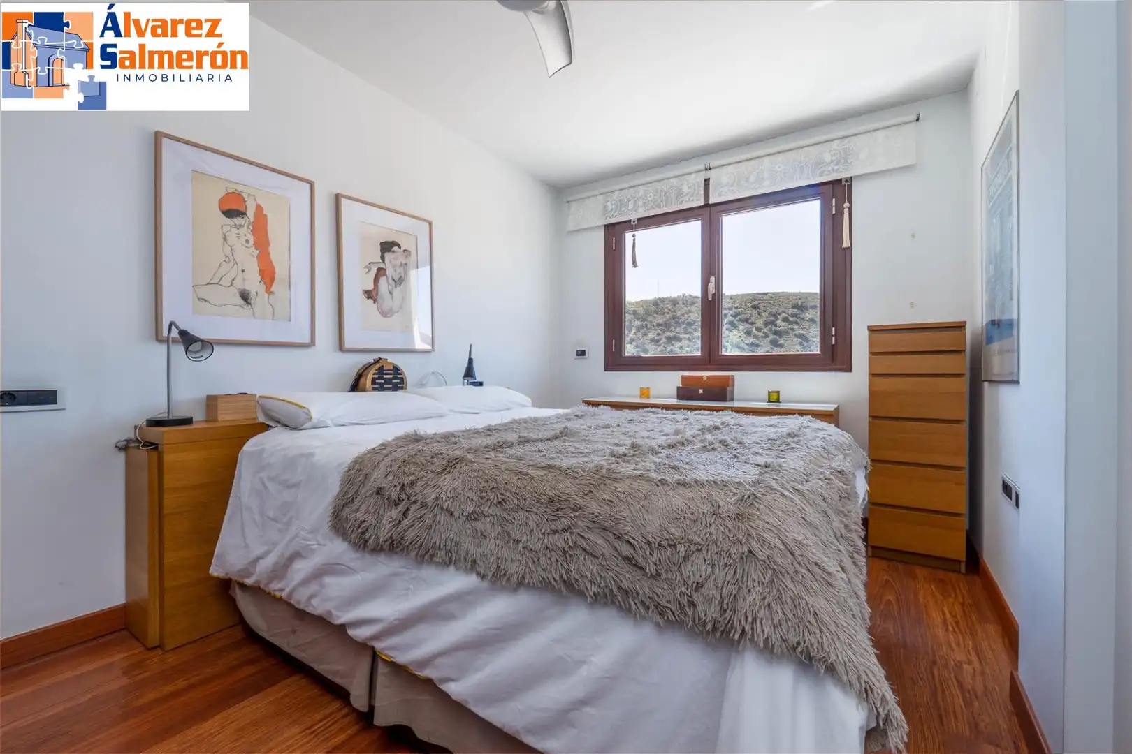 Habitación de Casa adosada en venta en Granada con Aire acondicionado y Terraza