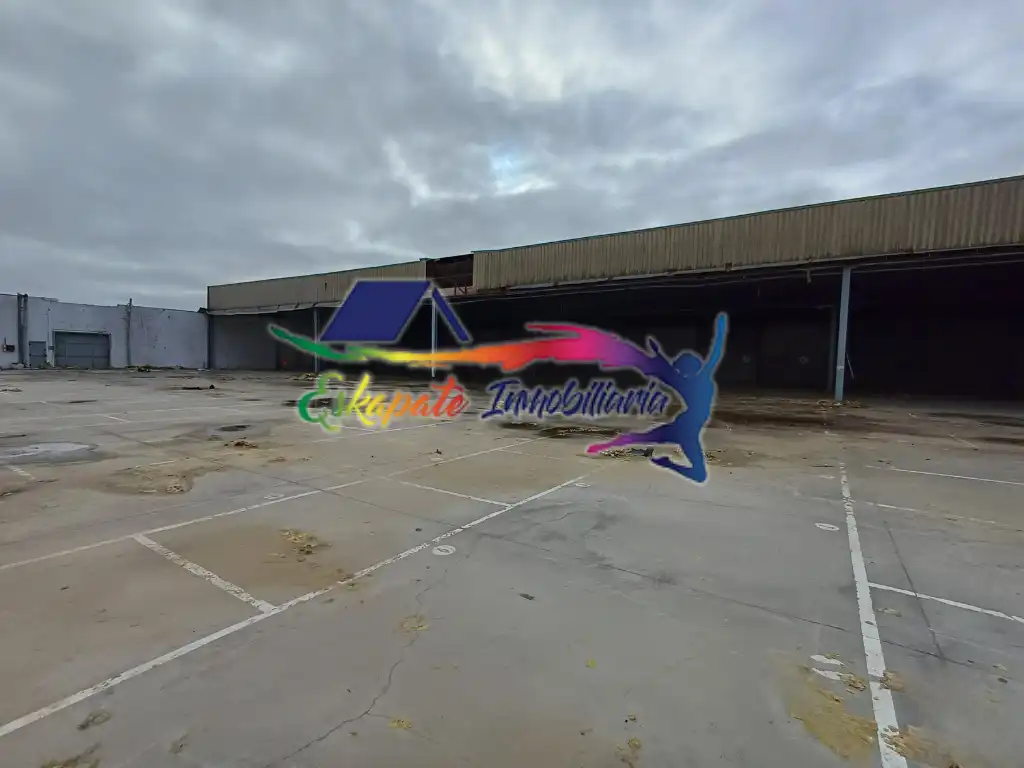 Industrial building for sale in Avenida Tembleque 22, imagen 3