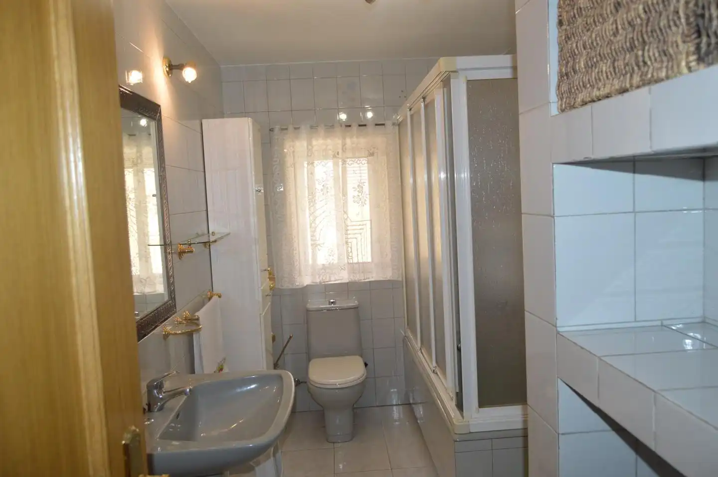 Country homes for sale in Plaza Del Parador,, Saelices