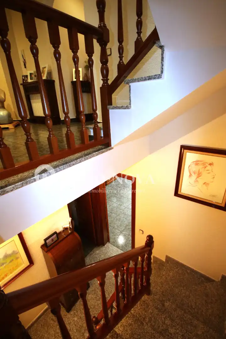 Dúplex en venta en Mataró con Calefacción, Terraza y Amueblado