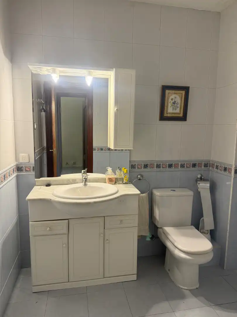 Baño de Piso en venta en Badajoz con Aire acondicionado, Horno y Lavadora