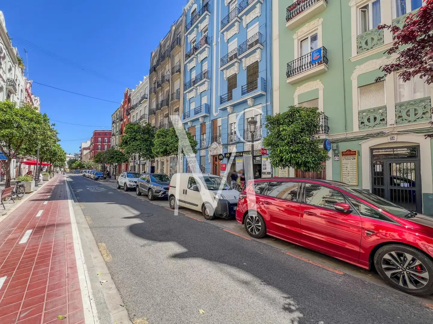 Vista exterior de Local de lloguer en Valencia