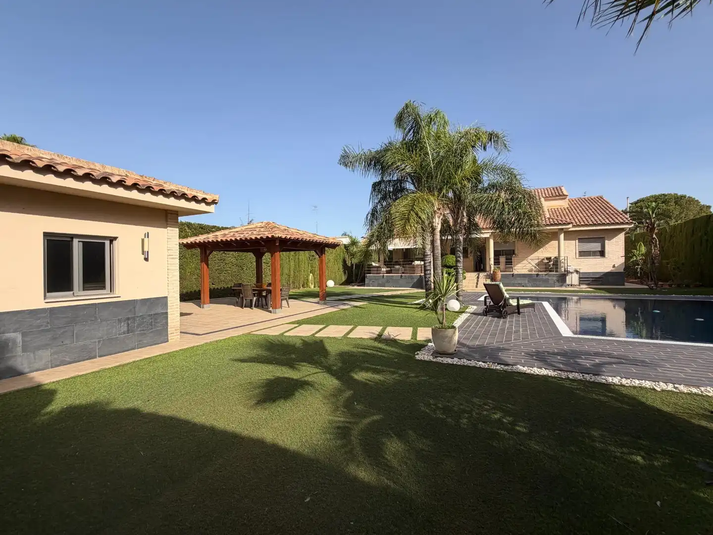Chalet con piscina en venta en Rascanya, imagen 6