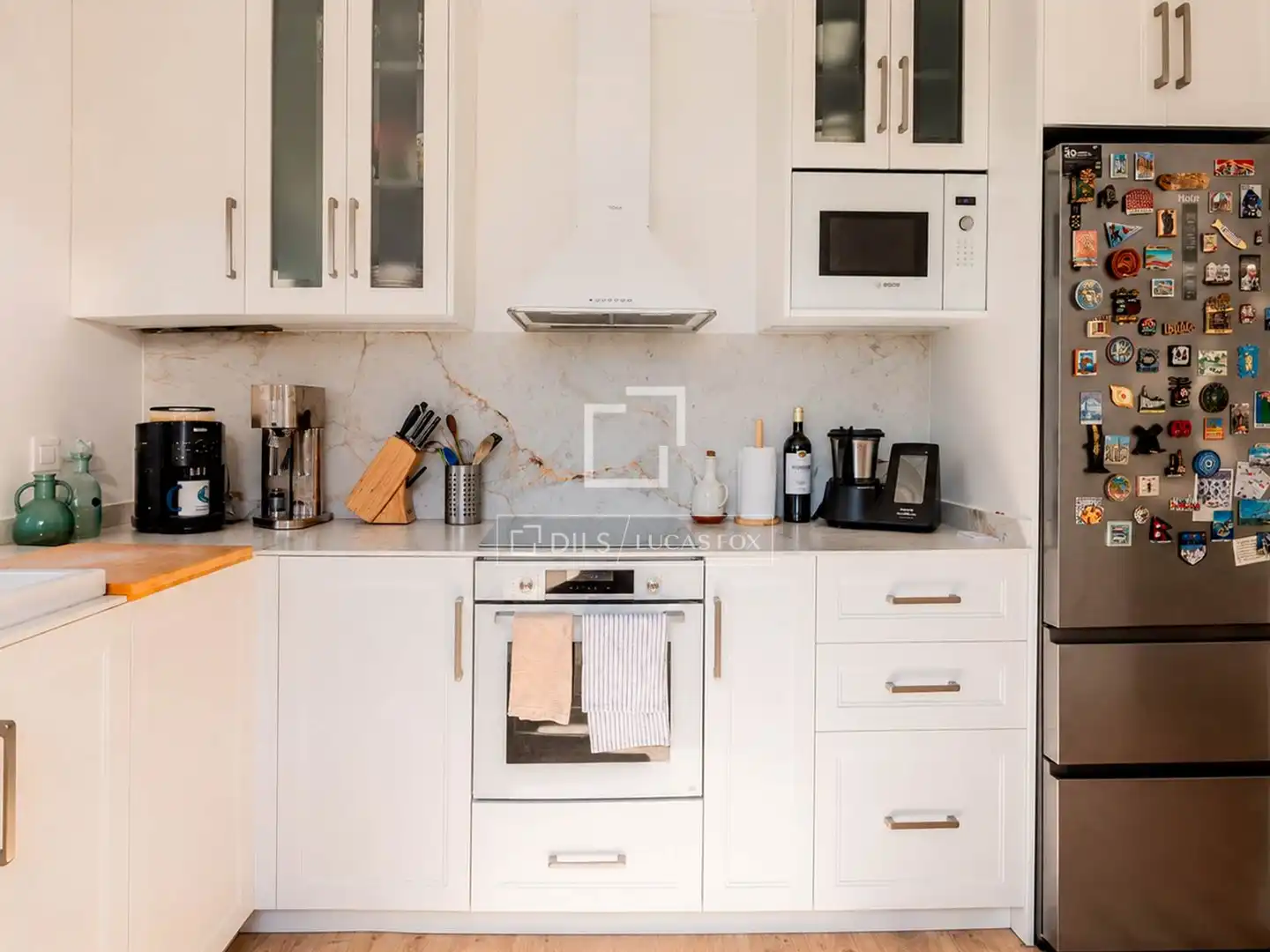Küche von Wohnung zum Verkauf in Madrid mit Klimaanlage und Heizung
