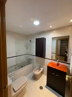 Baño de Piso en venta en Valladolid con Calefacción, Terraza y Trastero