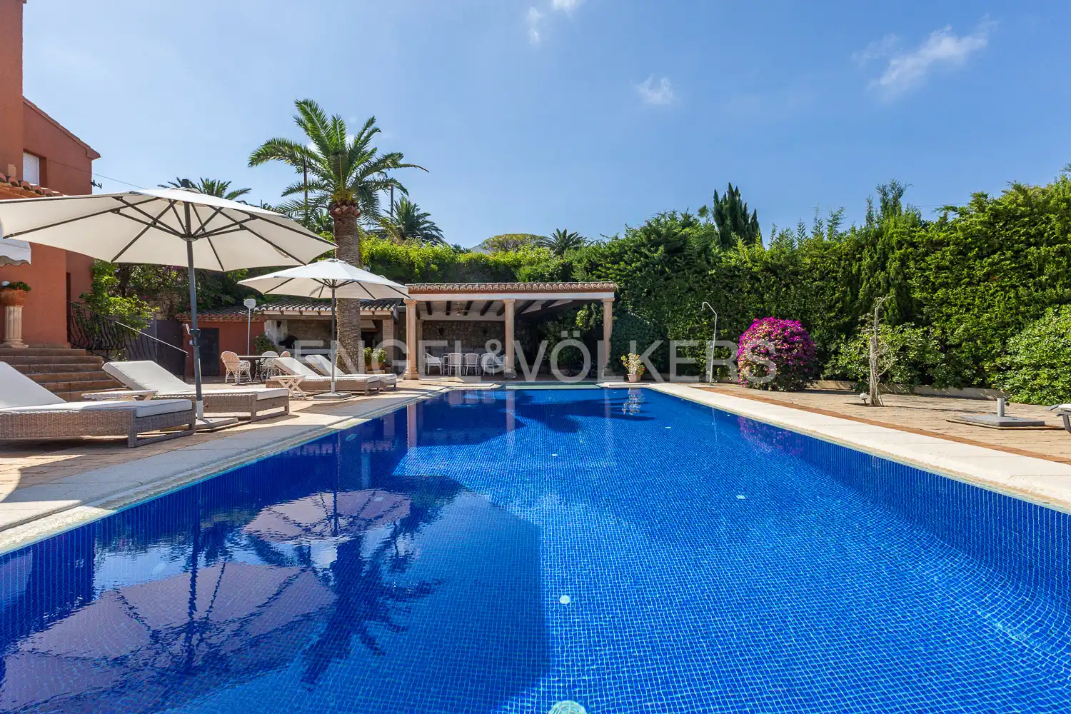 Schwimmbecken von Haus oder Chalet zur Miete in Jávea / Xàbia mit Klimaanlage, Heizung und Privatgarten