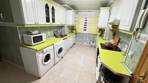 Foto 3 de Piso en venta en Numancia, Madrid