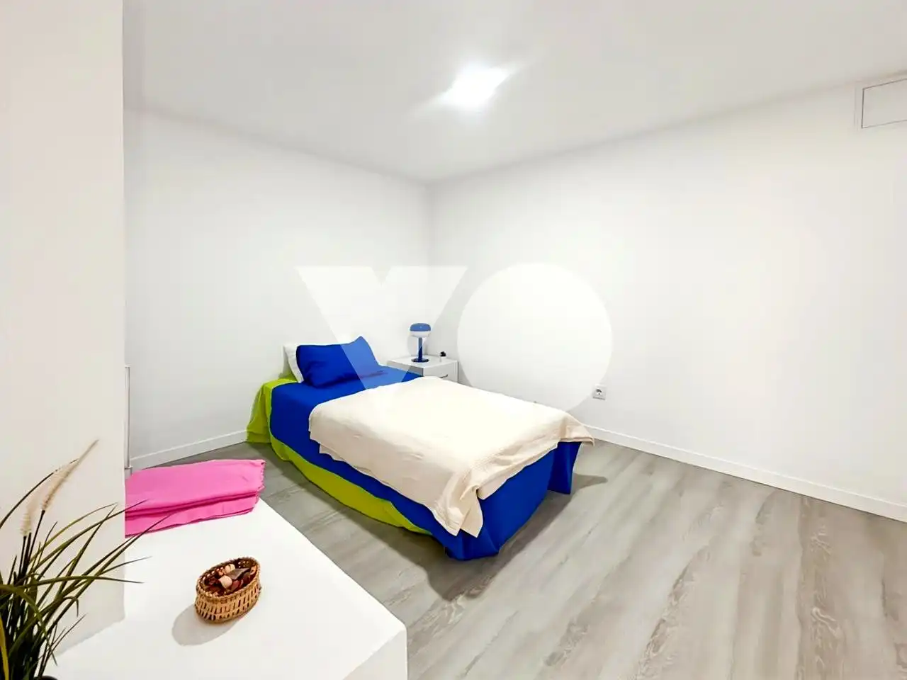 Habitación de Planta baja en venta en Madrid con Calefacción