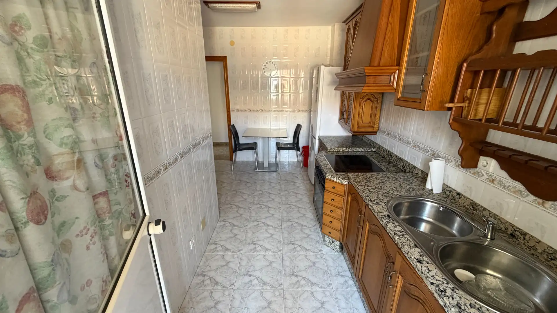 Cuina de Pis en venda en Torrox amb Terrassa, Moblat i Forn