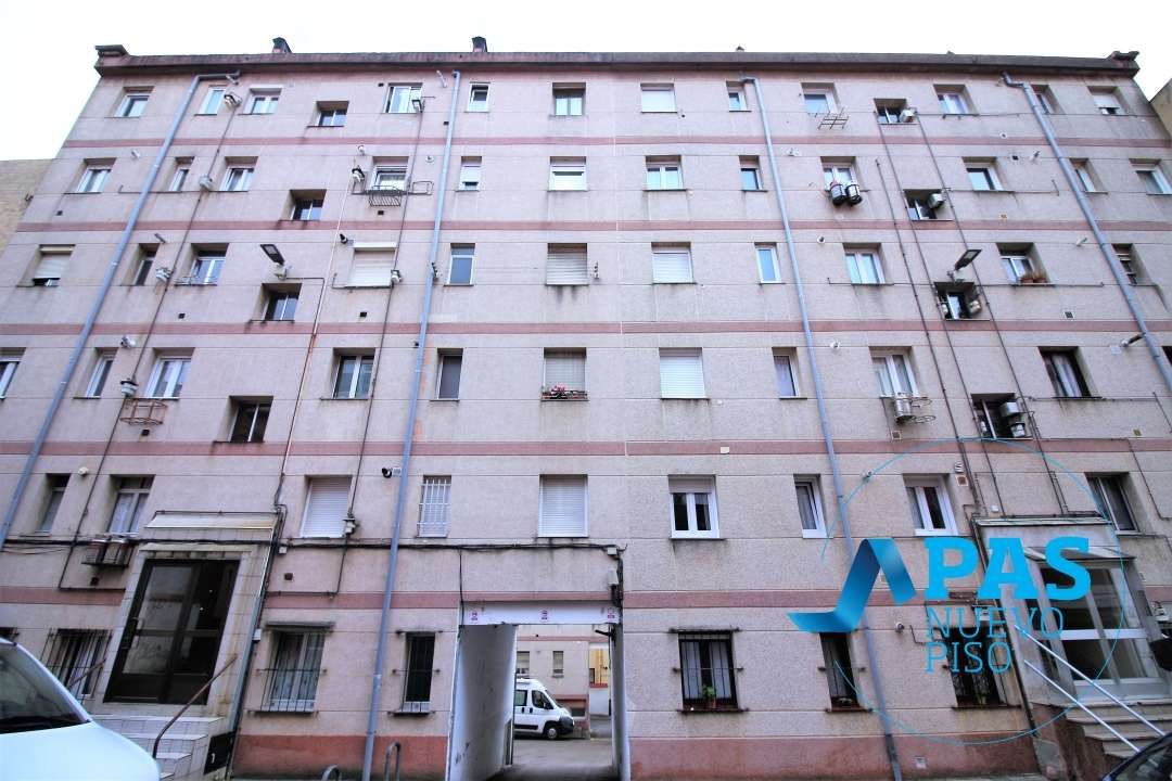 Vista exterior de Pis en venda en Santander