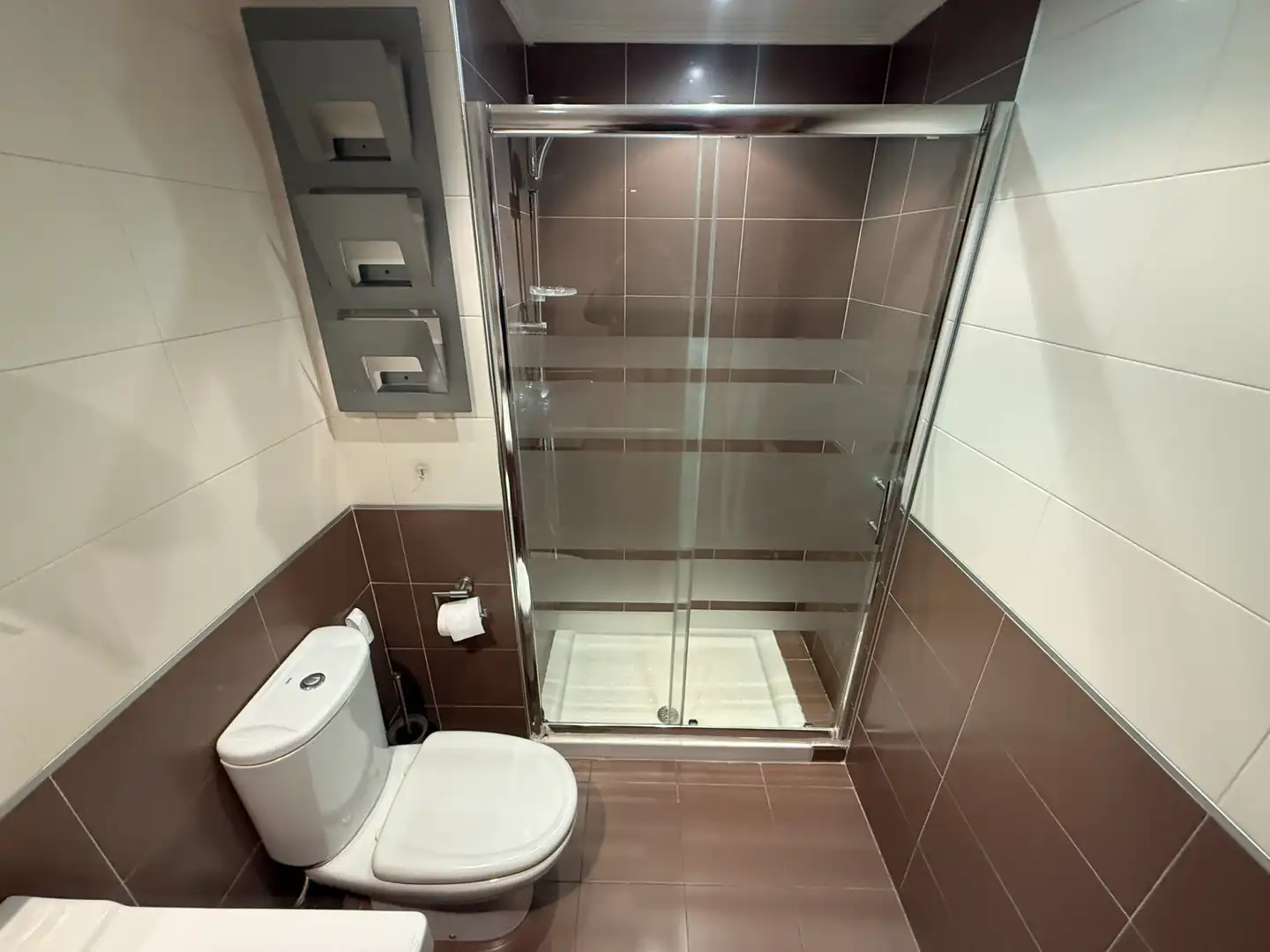 Bathroom of Flat for sale in Oeste