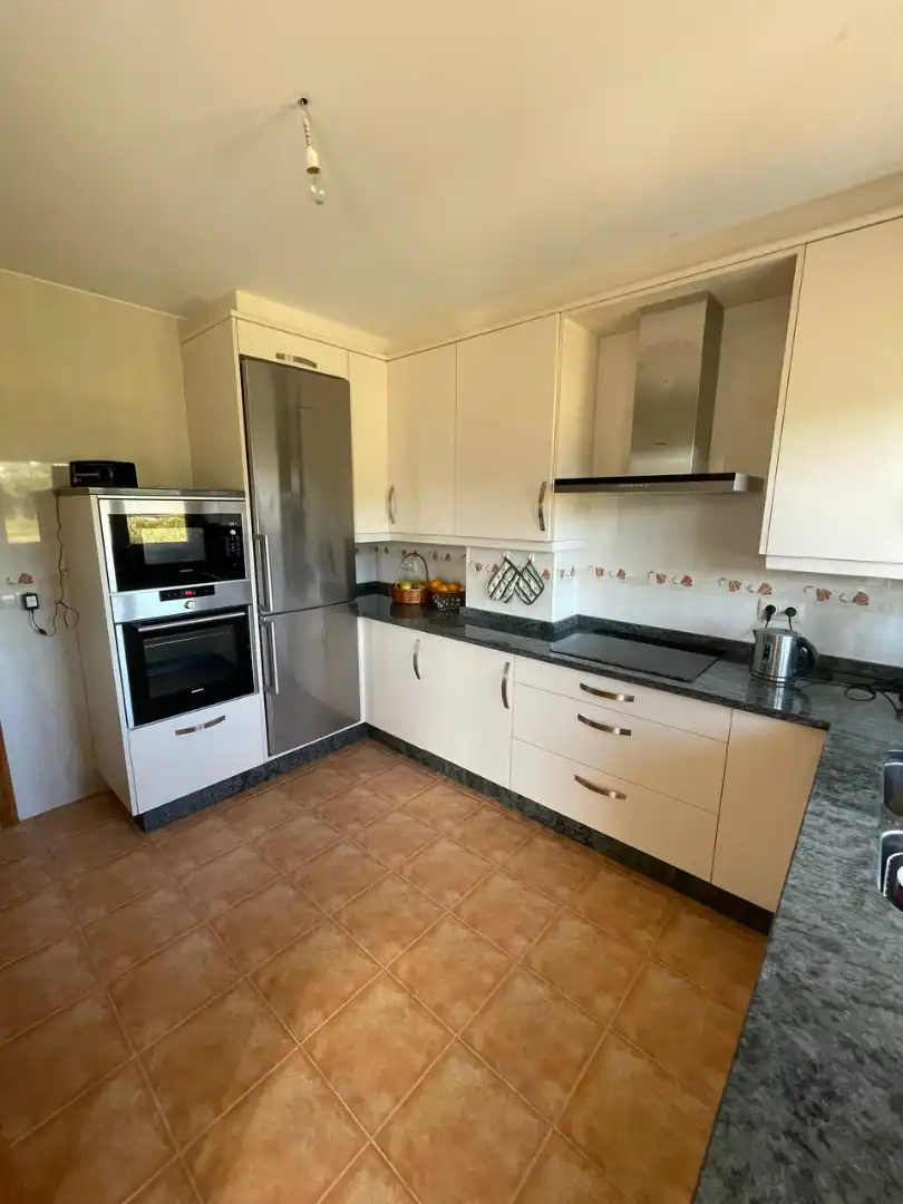 Cocina de Casa o chalet en venta en Culleredo con Calefacción, Jardín privado y Amueblado