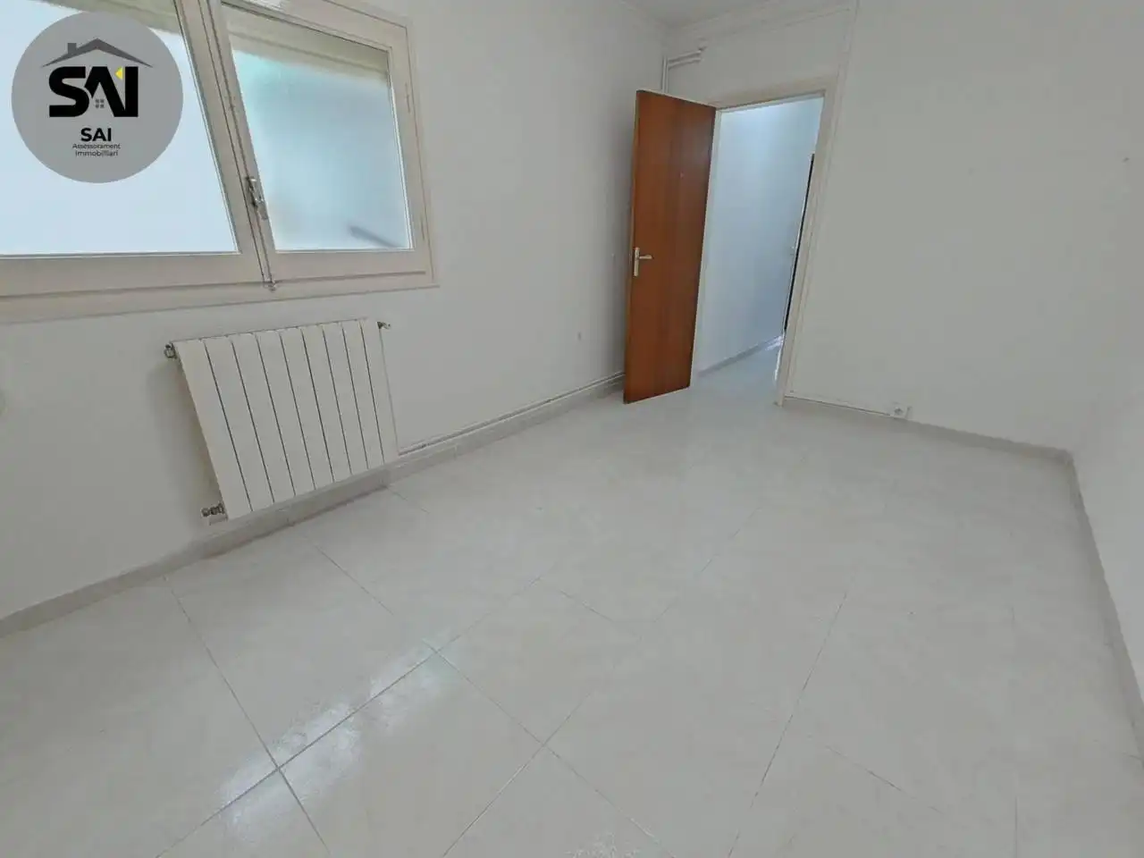 Bedroom of Flat for sale in Sabadell  with Air Conditioner, Heating and Balcony