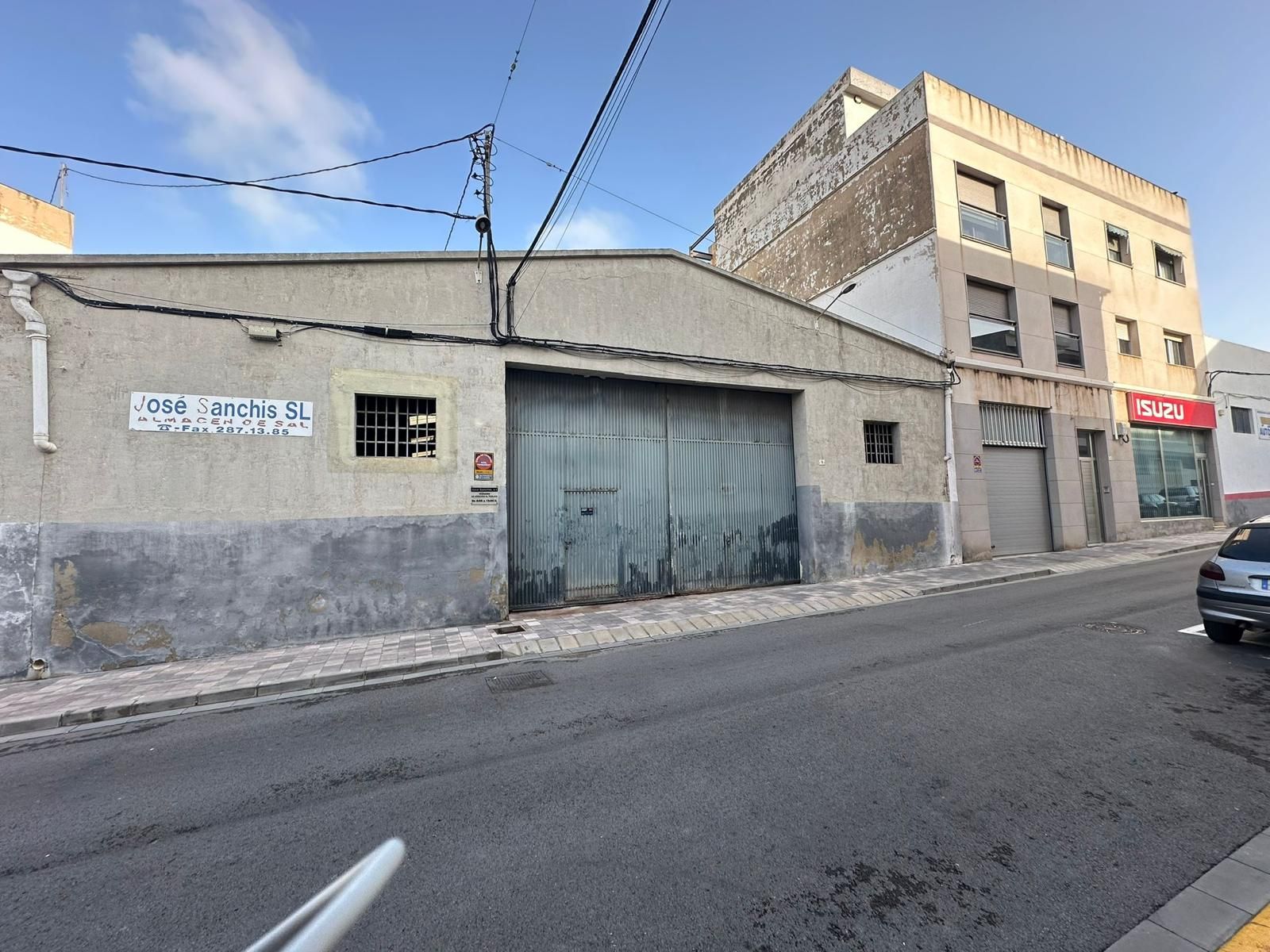 Vista exterior de Nau industrial de lloguer en Gandia
