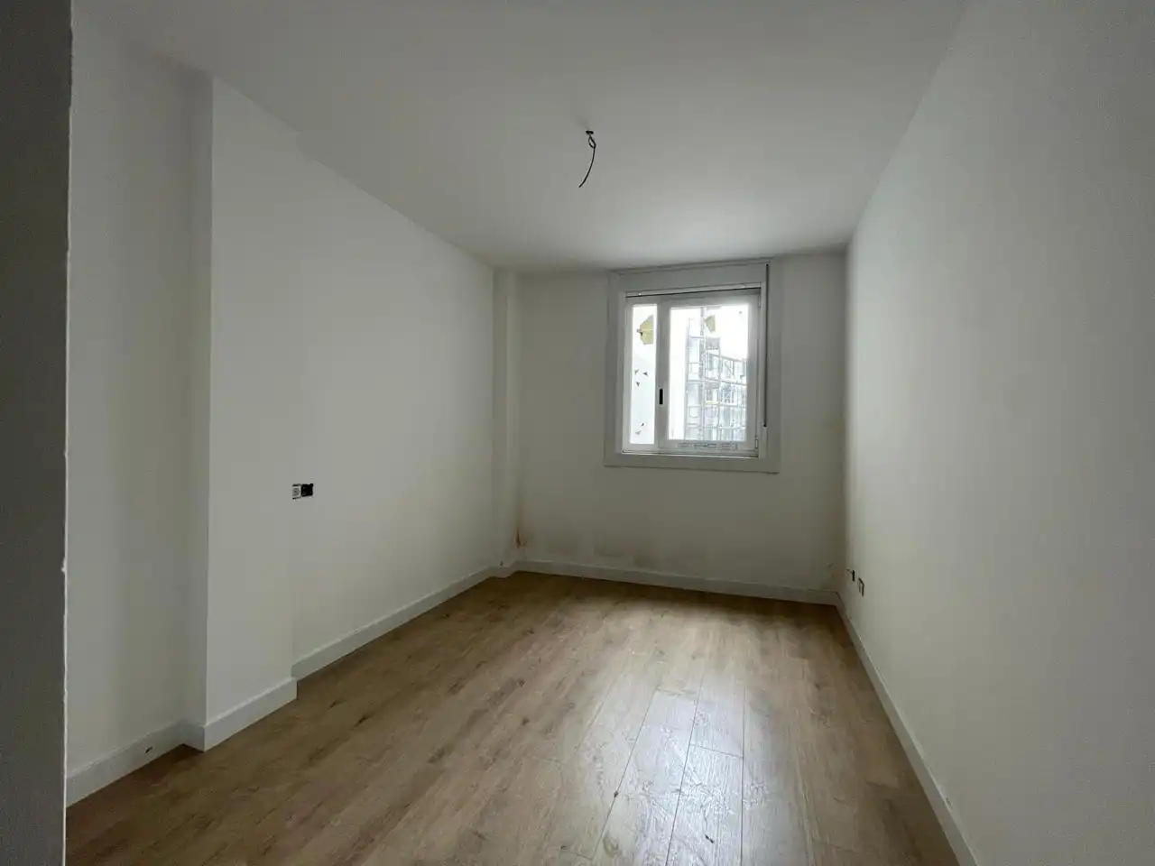 Dormitori de Planta baixa en venda en A Coruña Capital  amb Terrassa, Traster i Alarma